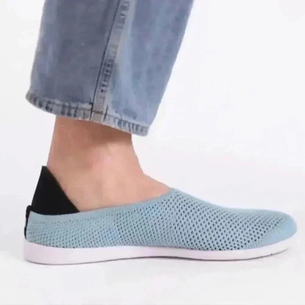 Mahabis Blue Knit Slip-On Shoes Size 7.5 Minimalist Comfort Travel Shoes